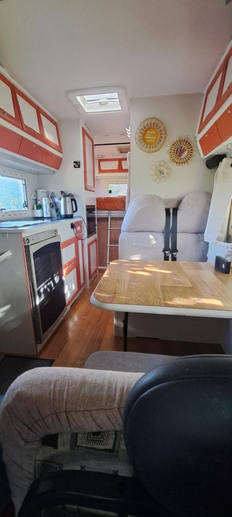 Готель Camping Car A 3 Minutes Du Parc Pairi Daiza Брюжлет Екстер'єр фото